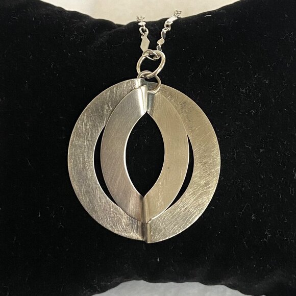 Brushed Sterling Silver 925 Double Ring Modernist Style Round Pendant Necklace - Picture 8 of 16